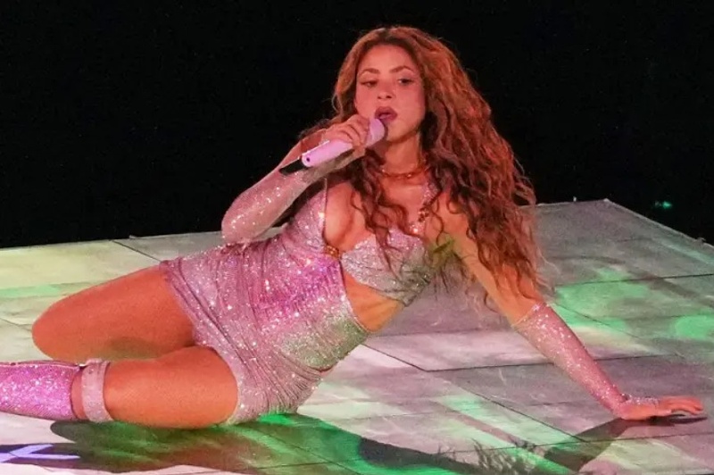 Шакира изнесе безплатен концерт пред 400 хиляди души