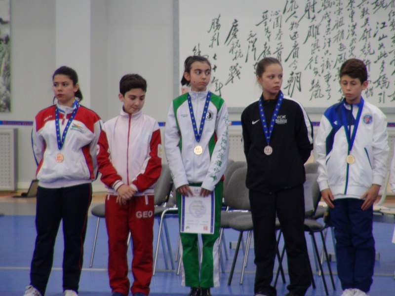 12-годишната Деница се върна със злато от Европейското по ушу в Москва