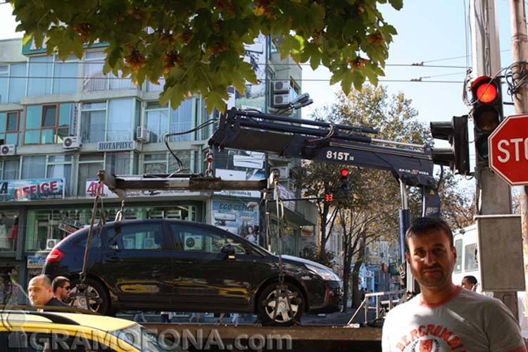 Засега няма да има камери в бургаските паяци