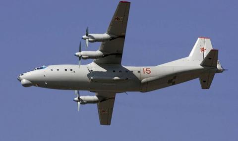 Военен самолет се разби в Тунис