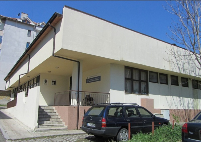 Освещаване на каменна плоча с лика на Св. Николай Чудотворец