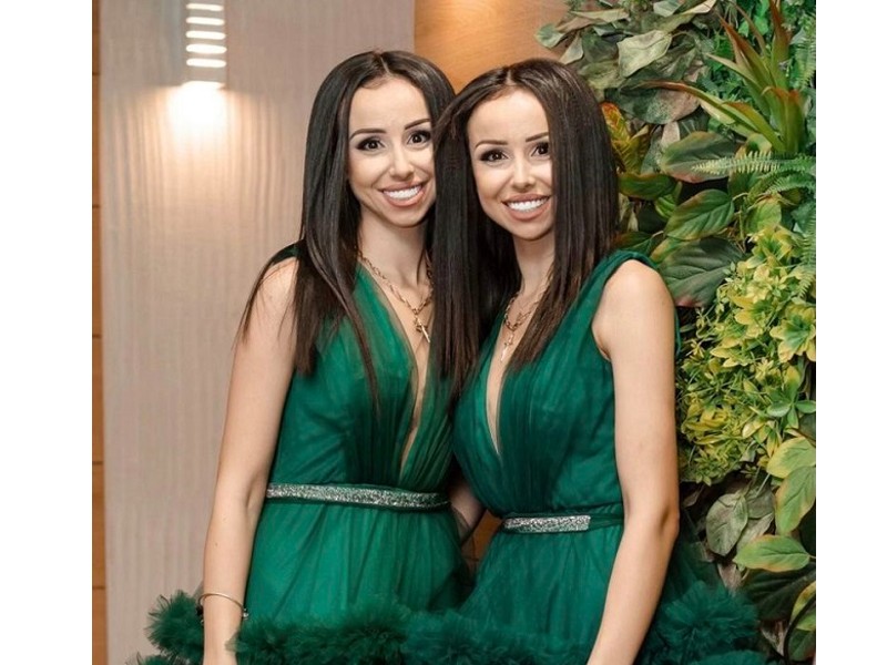Близначките Мария и Даяна Илиеви в надпревара за конкурса Мисис Черно Море 2023