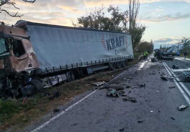 Шофьор загина при челен удар на пътя Шумен-Русе