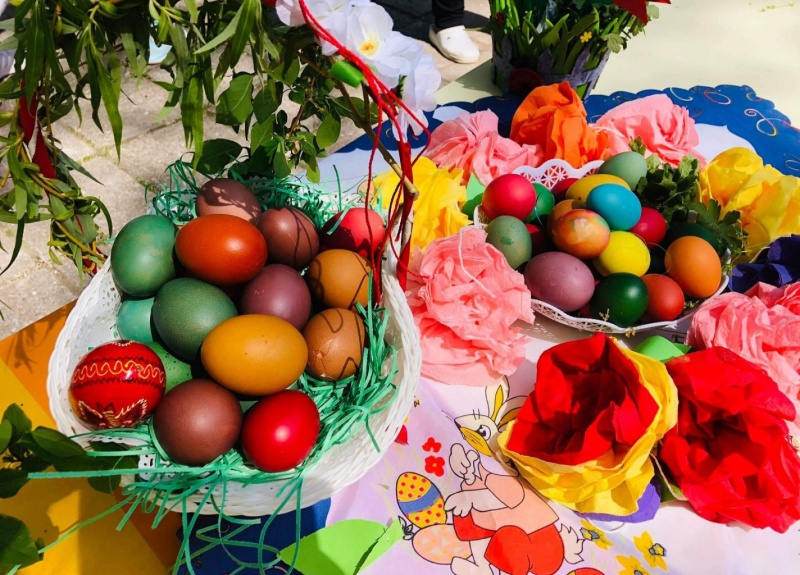 Психолог разкри пред бургаски педагози символиката на боядисаното яйце