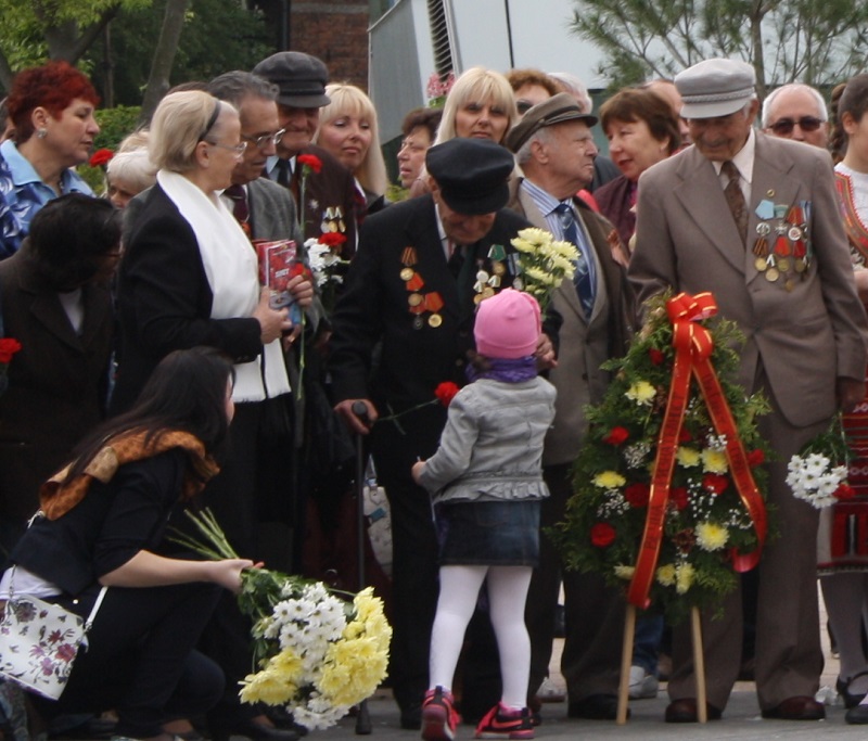 Стотици руснаци отбелязаха 9 май в Бургас