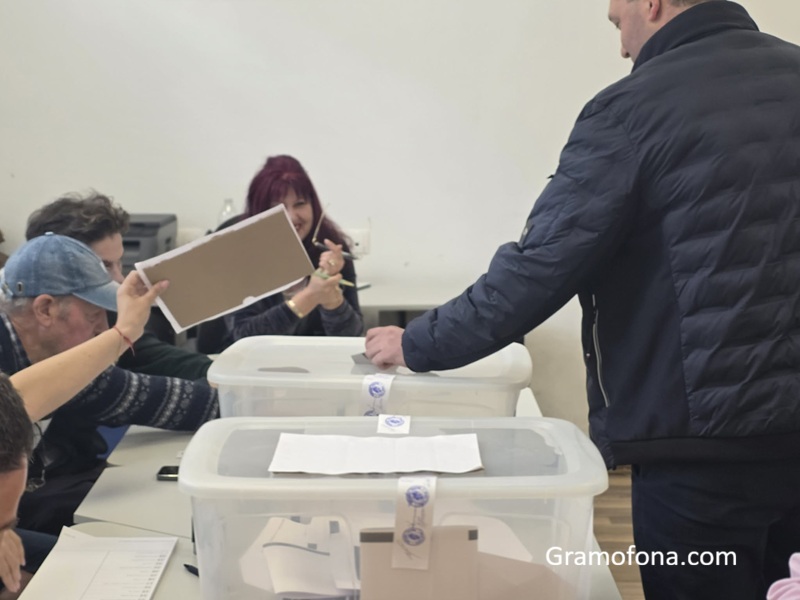 ПБ печели и вота в чужбина, ПП-ДБ са втори