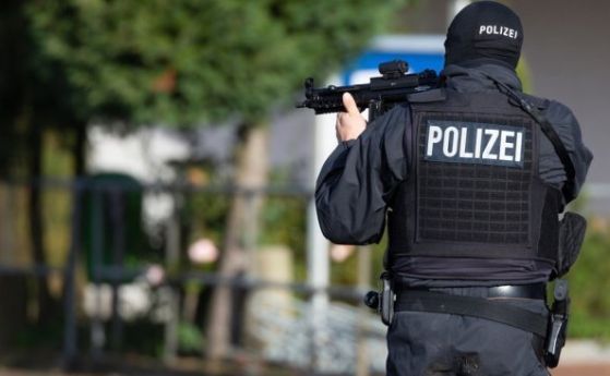 Заложническа драма в Германия, 65-годишна се барикадира в болница