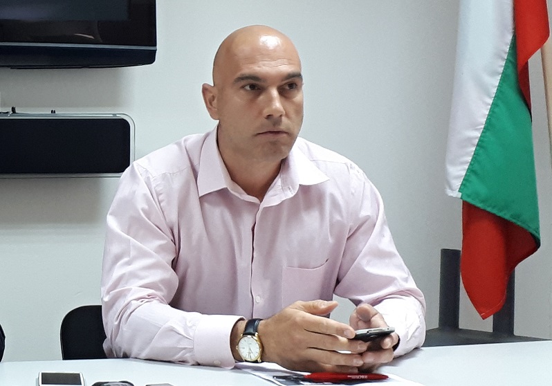 Бургаски депутат приема граждани в Средец