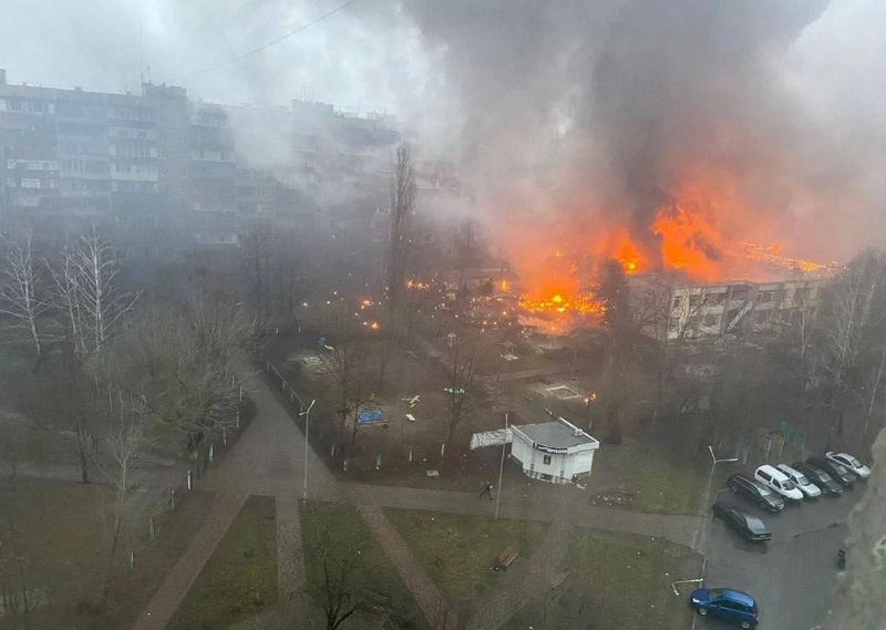 Нова трагедия в Украйна, хеликоптер се разби край детска градина, има загинали