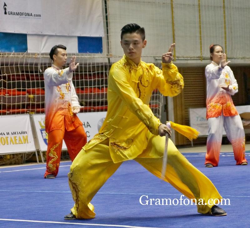 Бургас посреща Световното първенство по тай чи със спектакъла „Поток и дете“