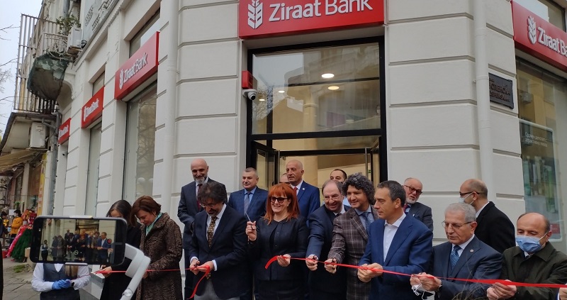 Голяма турска банка откри офис в центъра на Бургас