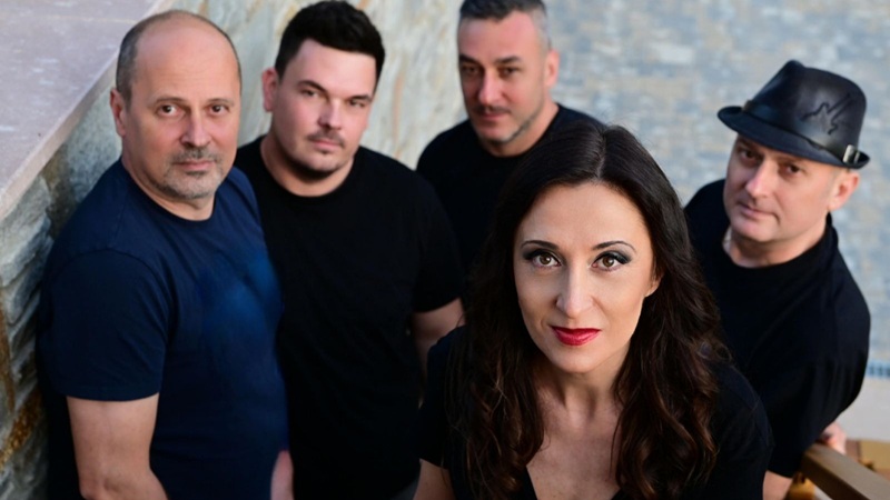 Мери Бойс Бенд с концерт за рождения си ден