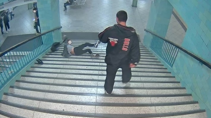 Ново нападение в гръб в берлинското метро