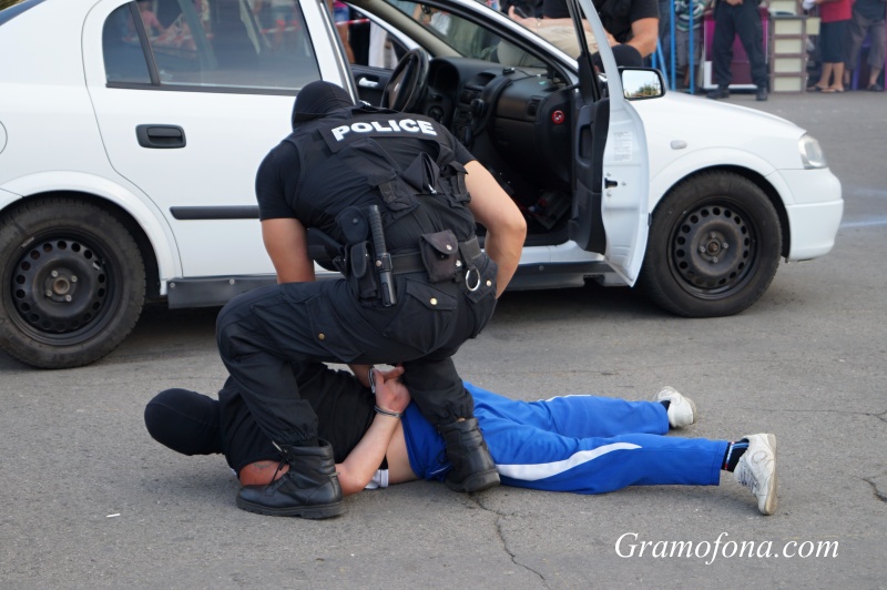 Въоръжен грабеж в Лозенец, трима столичани са задържани