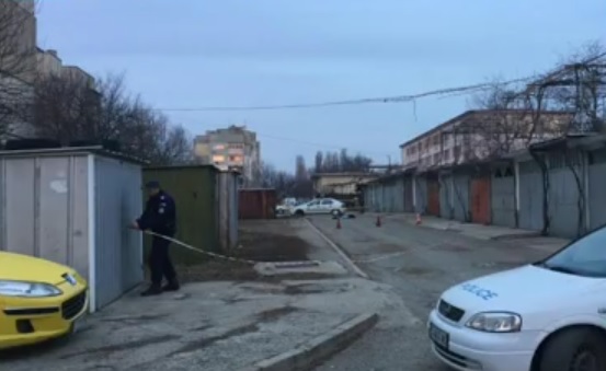 Два трупа до училище в Казанлък