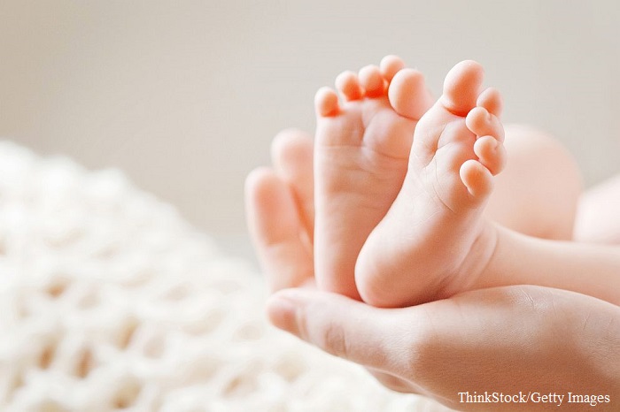 В УМБАЛ Бургас изпратиха 2021 с Инара, Радостина е първото бебе на 2022