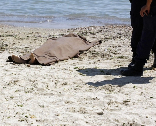 Мъж се удави в местността Липите. Търсят още тялото