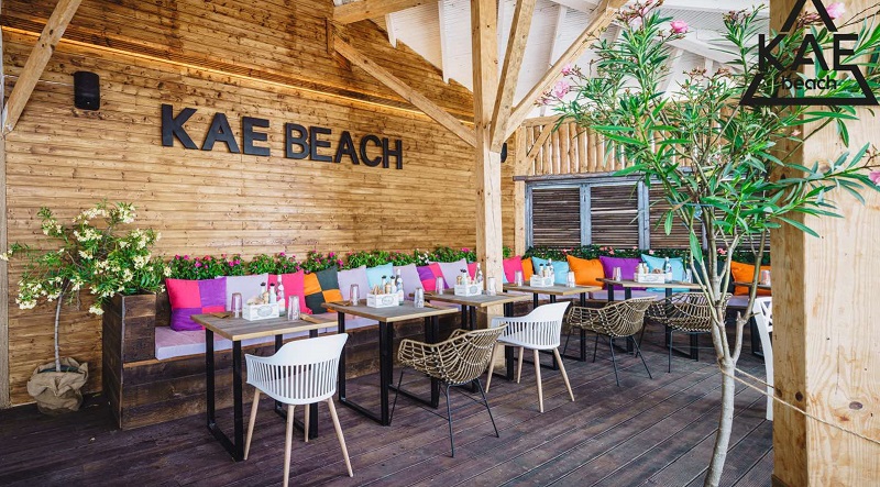 KAE BEACH – цветното изкушение на плаж Сарафово