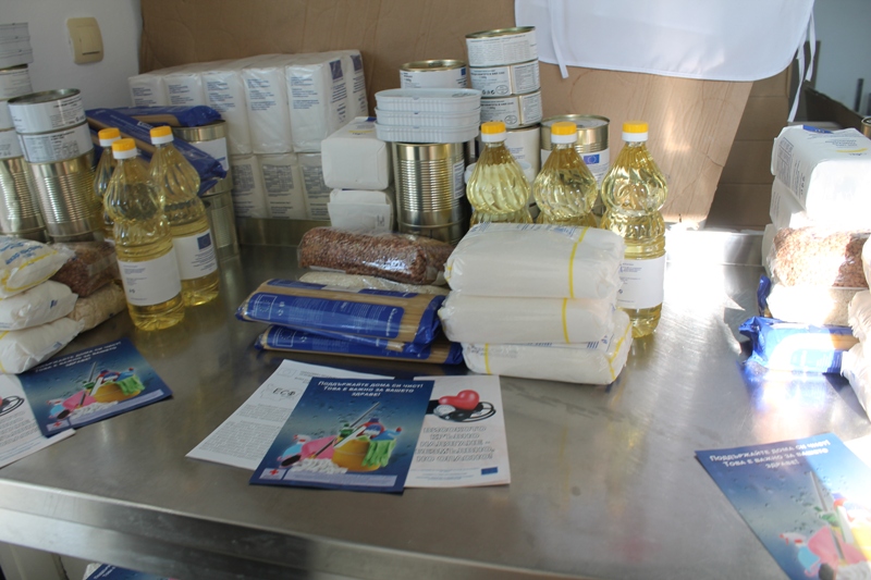 БЧК-Царево започна раздаването на продукти от хранителната програма на ЕС