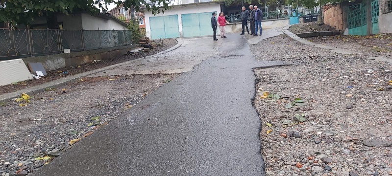 Прах, кал и разбити улици тормозят жителите на Българово