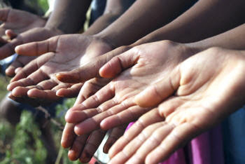 Шест просещи деца в Бургас залови МВР