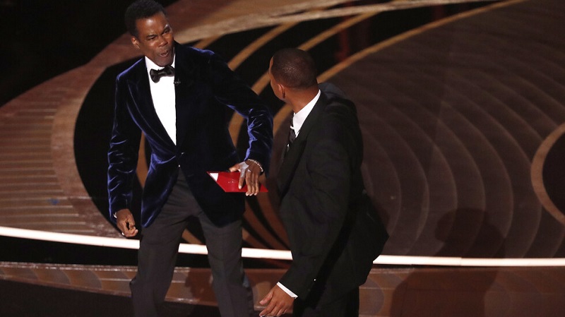 Уил Смит напусна Академията за Оскарите след скандала на церемонията