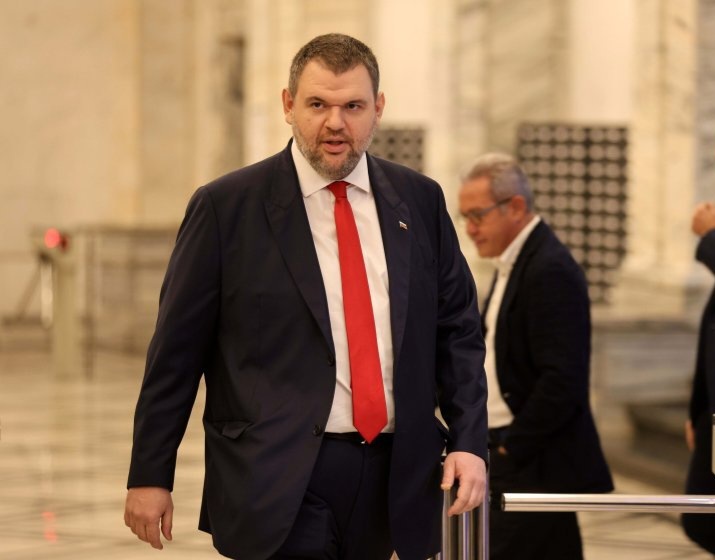 Делян Пеевски отказва да подаде оставка
