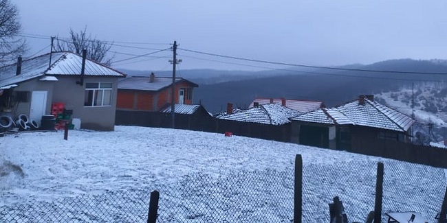 Слаб снеговалеж в Руенско, Приморски проход и Ловно ханче