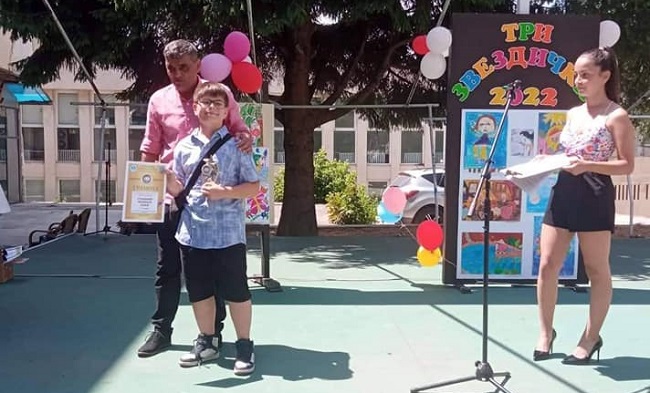 Карнобатски деца с куп призове от Фондация „Ангели от Лим“