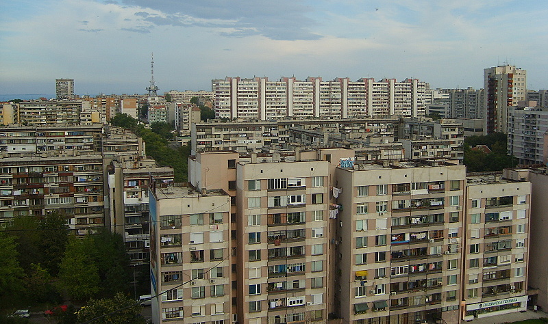 Пияни гости изпотрошиха апартамент в „Братя Миладинови“
