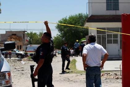 Футболно убийство: Разстреляха мексиканци, докато гледат мач