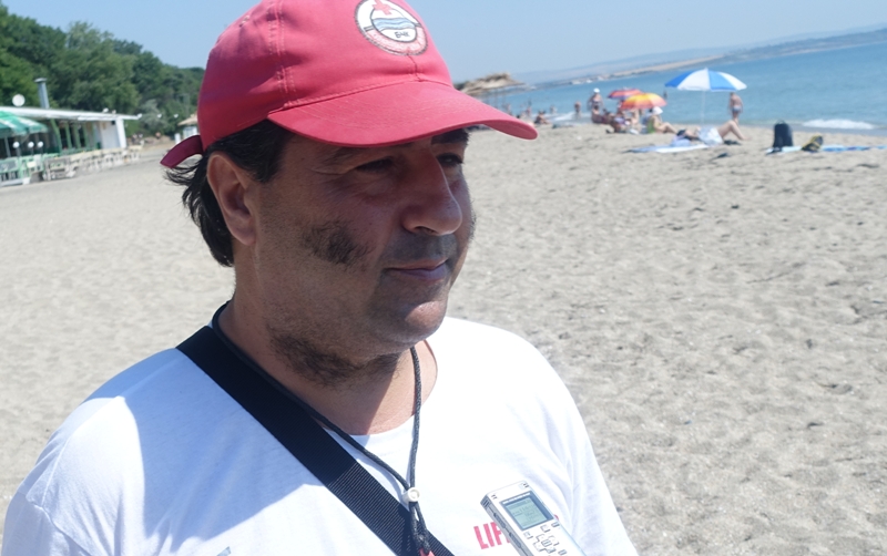 Петър Русев: Абсурдно е един спасител на плажа да работи 300 часа месечно 