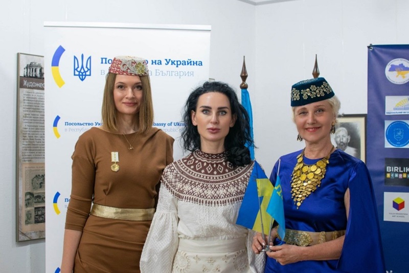 В Жеравна откриха изложба на кримотатарската култура