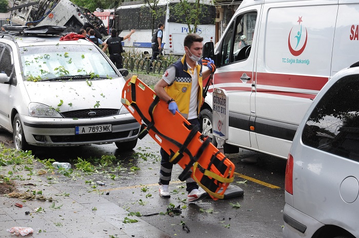 Знае се, чия е бургаската кола паркирана на метри от взрива в Истанбул