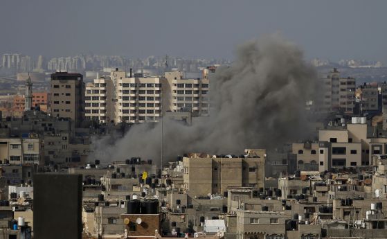 Израел и Газа си размениха въздушни удари