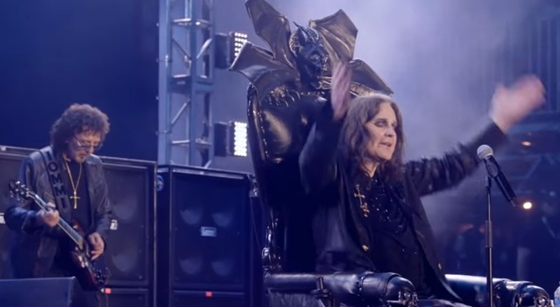 Ози Озбърн изнесе последния си концерт с Black Sabbath (видео)