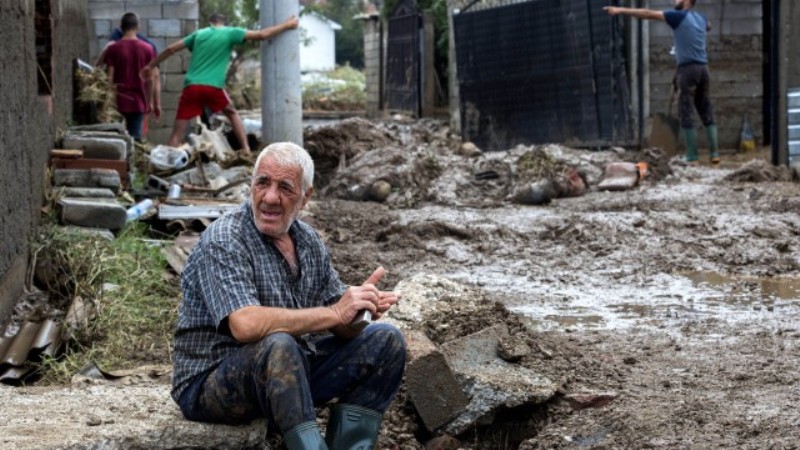 300 хиляди лева помощ за Македония