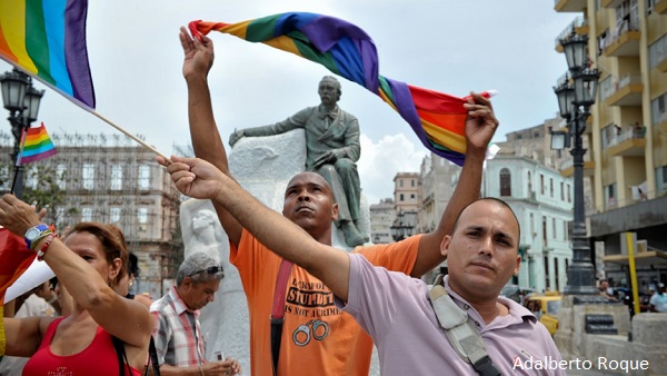 В Куба се готвят да легализират гей браковете