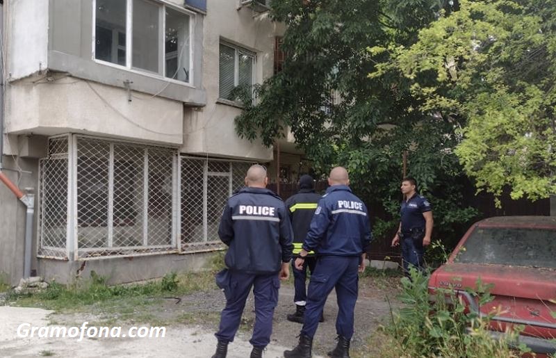 Неизправен електроуред подпали апартамент в центъра на Бургас