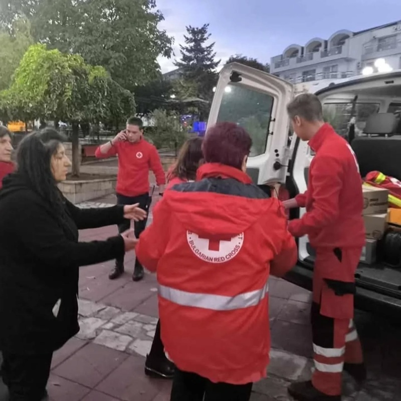 БЧК -Бургас помага на пострадалите в Свети Влас
