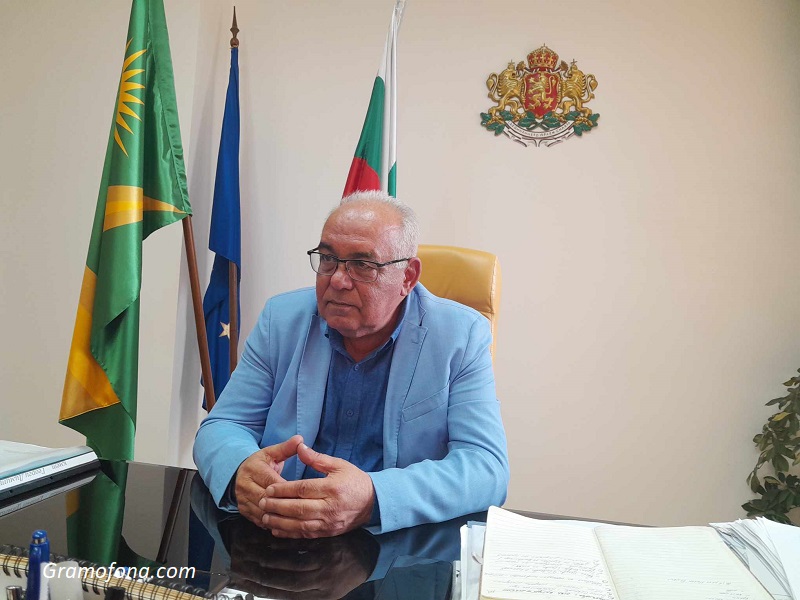 Кметове притеснени от политическата криза, под риск са проектите на общините