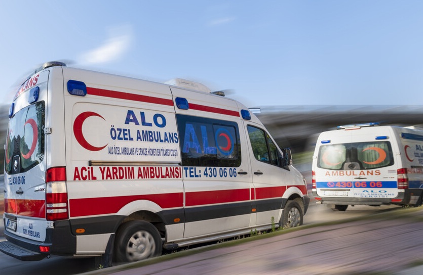 Много ранени и три жертви при тежка катастрофа в Турция