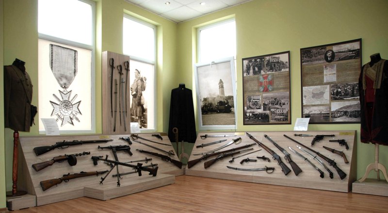 Показват в музея черногорска униформа по случай Освобождението на Бургас