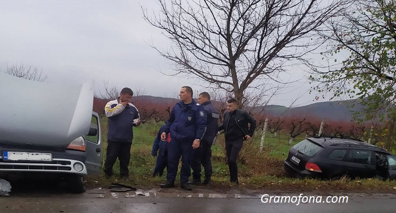 Катастрофа на входа на Айтос, шофирайте внимателно