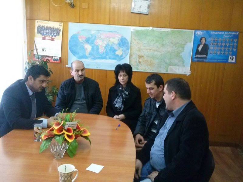 От Карнобат и Руен търсят депутата Семир Абу Мелих по проблеми, свързани с ТЕЛК