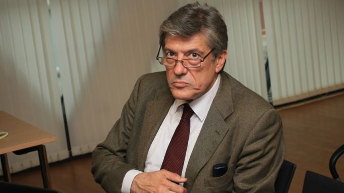 Внезапно почина Антоний Гълъбов