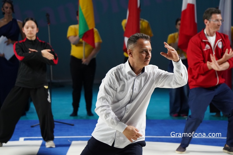 Дни наред Бургас е международен център по тай чи