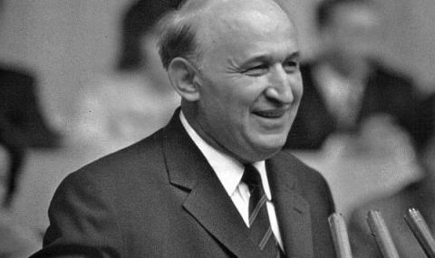 10 ноември 1989 г свалят Тодор Живков
