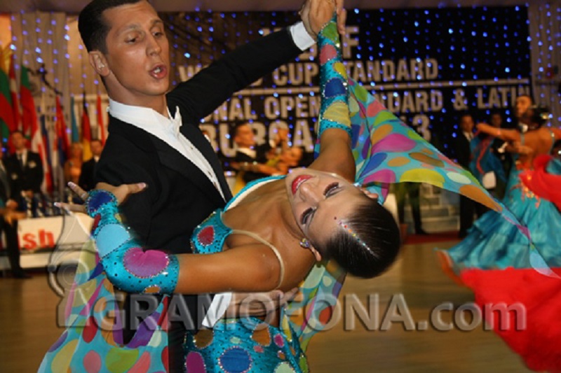 Над 250 топ двойки ще мерят сили в престижния турнир по спортни танци „Купа Бургас“ 