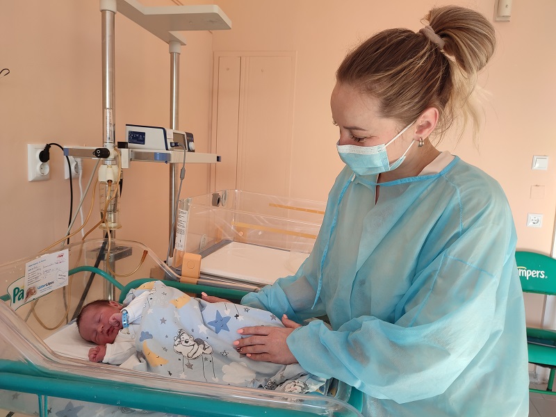 Олга от Украйна, която роди сина си в УМБАЛ Бургас: българите са мили и сърдечни, благодаря